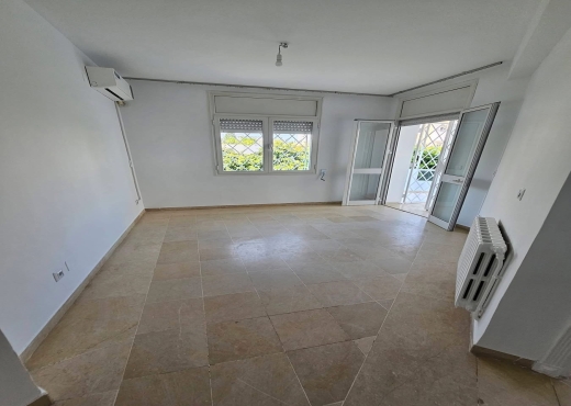 📍ENNASR 2 : UN JOLI  APPARTEMENT S+2