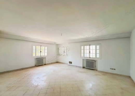 MUTUELLEVILLE – GRAND BUREAU PROFESSIONNEL À LOUER