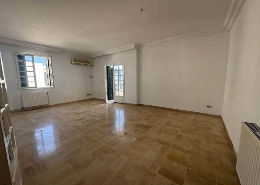 📍 LES BERGES DU LAC 2 – APPARTEMENT S+4 À LOUER