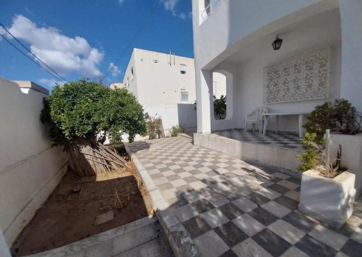 📍 EL GHAZELA : À VENDRE UNE VILLA