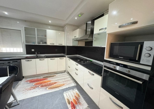 📍LES BERGES DU LAC 2 : APPARTEMENT S+4 DE TRES HA