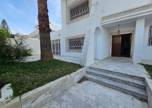 📍 MENZAH 9A : À VENDRE – VILLA DE PRESTIGE