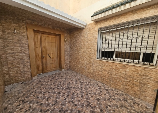 📍BORJ LOUZIR  BEHI EL ADGHAM: APPARTEMENT S+2  A