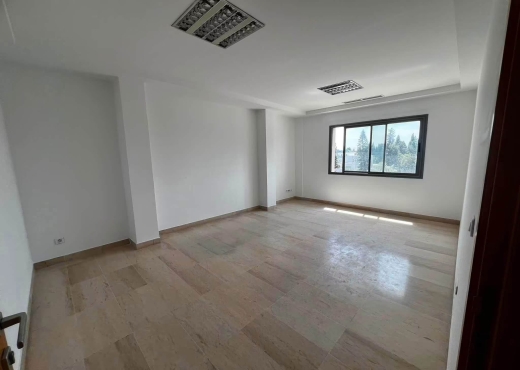 ARIANA CENTRE – BUREAU 2H+6 À LOUER