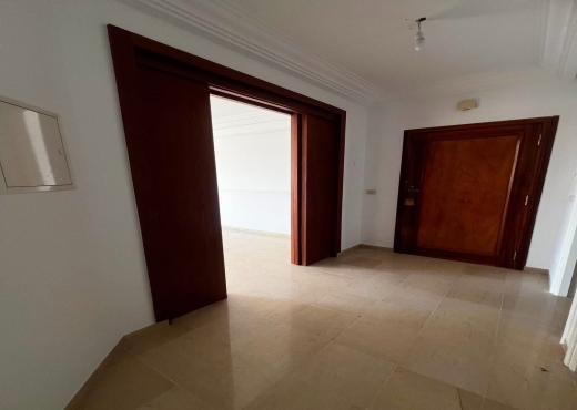 📍LAC 1  : APPARTEMENT S+2