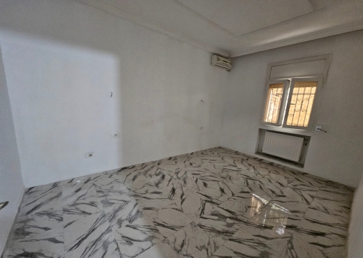 📍BORJ LOUZIR  BEHI EL ADGHAM: APPARTEMENT S+2  A - image 4