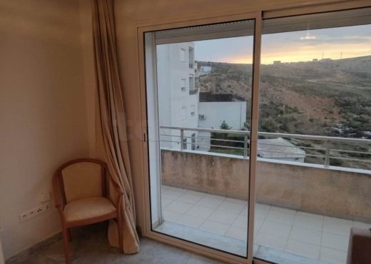 📍ENNASR 2  : APPARTEMENT S+1 À LOUER