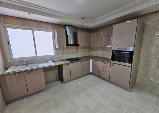 CITE ENNASER 2 : APPARTEMENT S+4 A LOUER - image 3