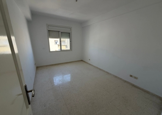 📍ARIANA  :  APPARTEMENT S+2  A VENDRE - image 2