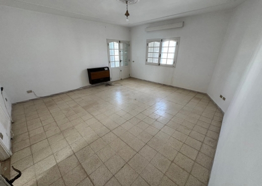 📍 GHAZELLA – VILLA S+5 À VENDRE SUR DEUX NIVEAUX - image 4