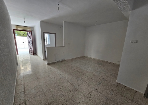 📍 EL  MENZAH 5 : REZ-DE-CHAUSSÉE DE VILLA S+3 A U