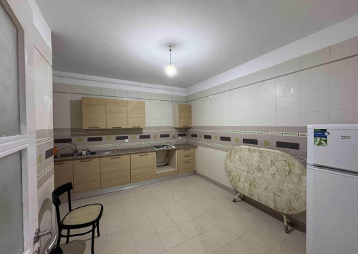 📍 ENNASR 2 : APPARTEMENT S+2 À LOUER