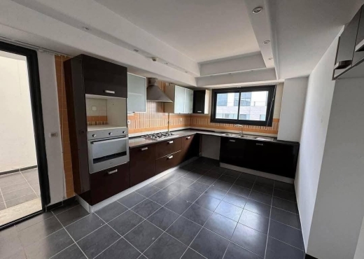 📍 LES BERGES DU LAC 2 : DUPLEX LUXUEUX À LOUER - image 2