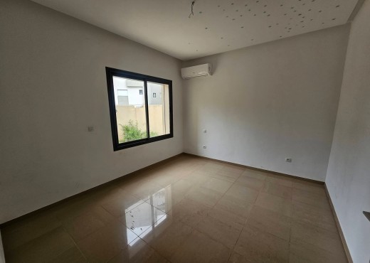 📍ENNASR 2  : APPARTEMENT S+2  AVEC UN JARDIN  À L - image 3