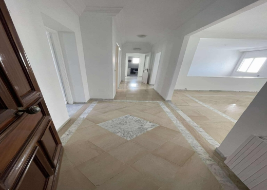 📍 ENNASR 1 – APPARTEMENT S+4 TRANSFORMÉ EN S+3 À - image 2