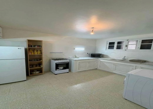 📍 MENZAH 9 –  REZ-DE-CHAUSSÉE DE VILLA S+2 MEUBLÉ - image 2