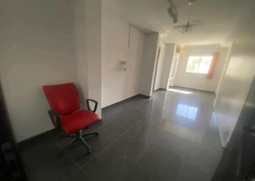 ENNASR 2  : BUREAU H+1 À LOUER - image 2