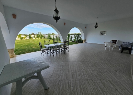 KALAATE ANDALOUS - BORJ  YOUNES , ARIANA : UNE VIL