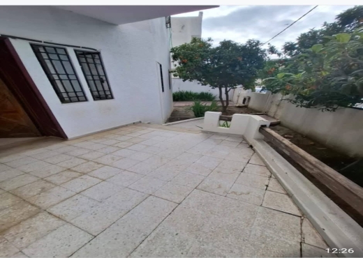 📍 GHAZELLA – VILLA S+5 À VENDRE SUR DEUX NIVEAUX - image 2