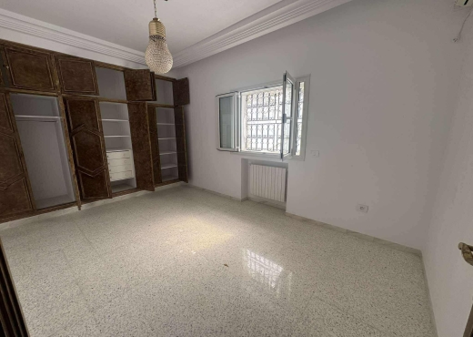 📍BORJ BACCOUCHE: APPARTEMENT S+3 À LOUER - image 3